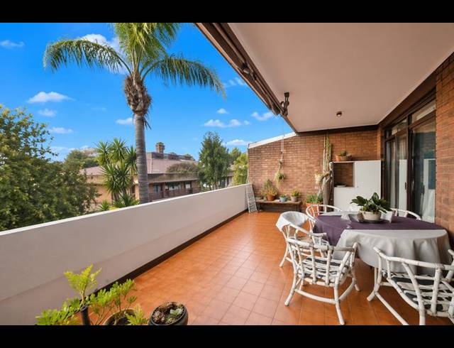 3 BEDROOM APARTMENT FOR SALE IN LINKSFIELD